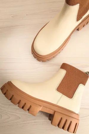 Agora Ivory | Cleated Chelsea Boots