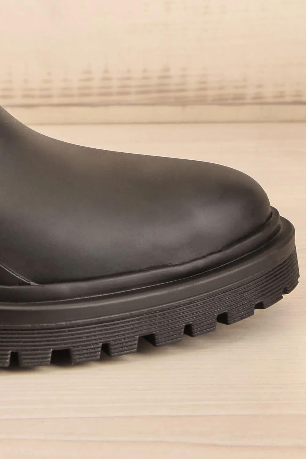 Aksai | Matte Black Rain Boots