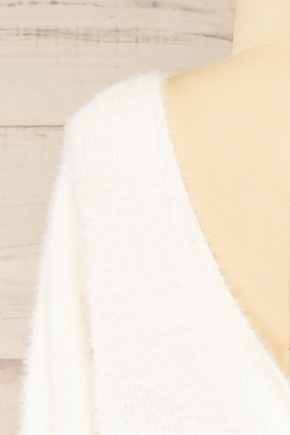 Arkhaule | Fuzzy White Sweater w/ Twisted Back