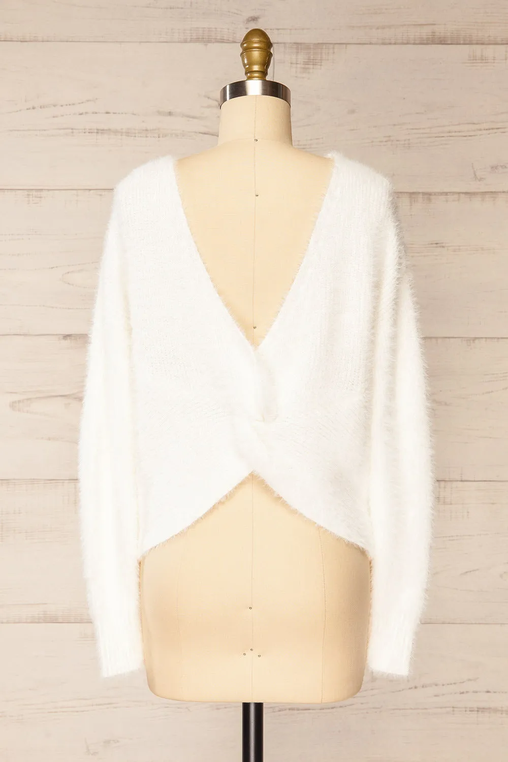 Arkhaule | Fuzzy White Sweater w/ Twisted Back