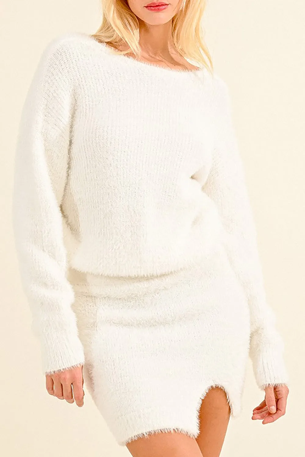 Arkhaule | Fuzzy White Sweater w/ Twisted Back