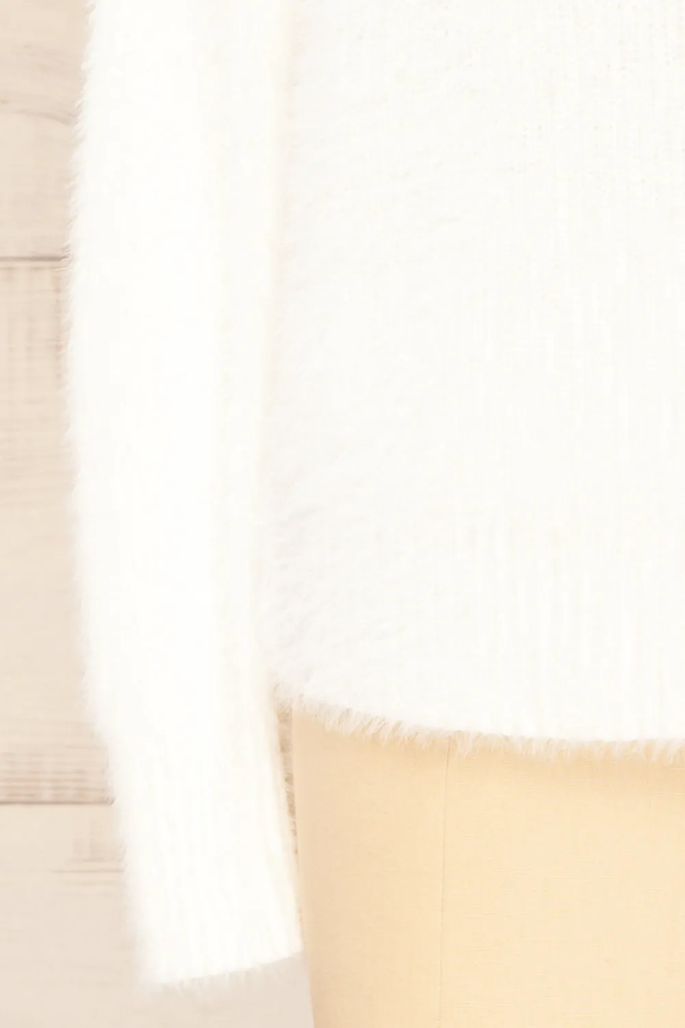 Arkhaule | Fuzzy White Sweater w/ Twisted Back