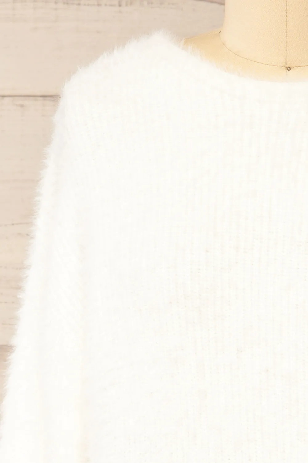 Arkhaule | Fuzzy White Sweater w/ Twisted Back