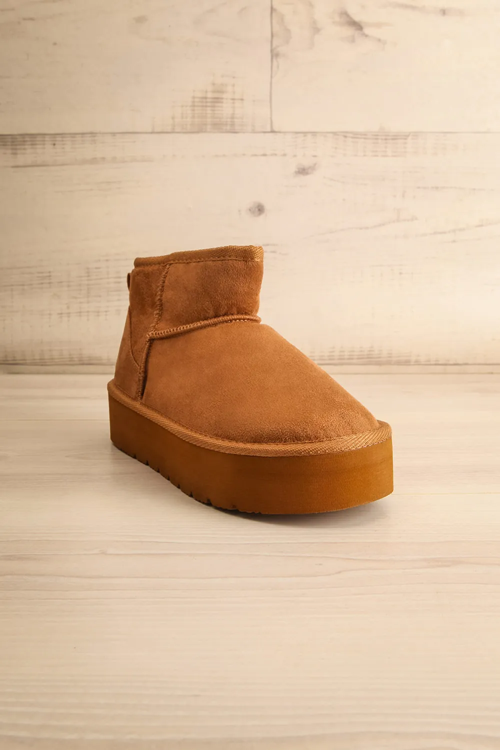 Aupaluk | Beige Platform Ankle Boots