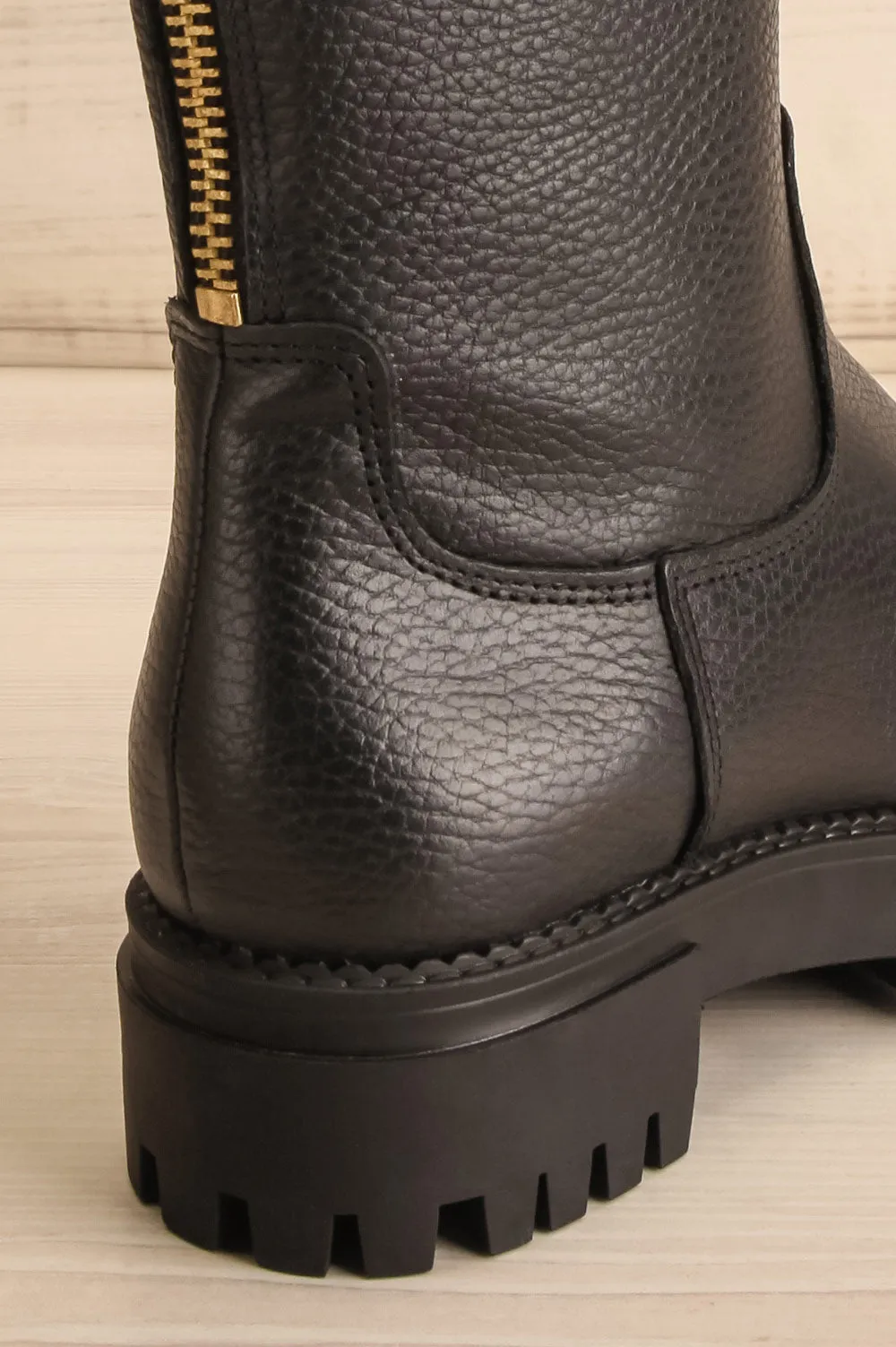 Balance | Mid-High Leather Boots