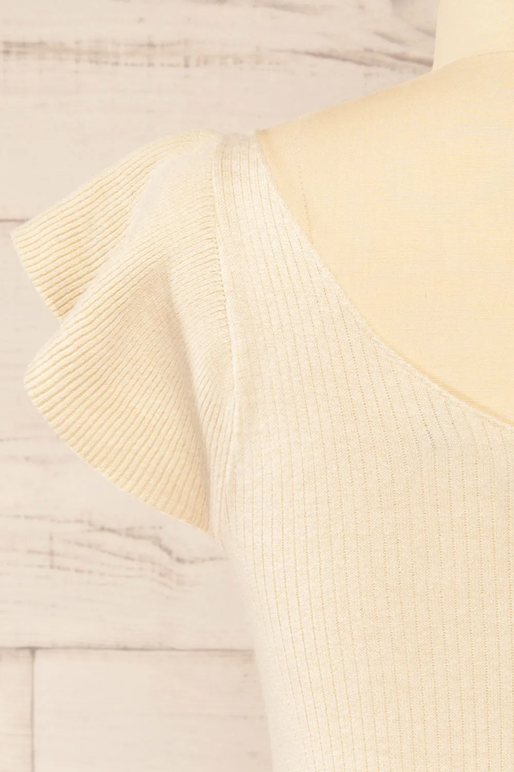 Basrah Beige | Knitted V-Neck Top