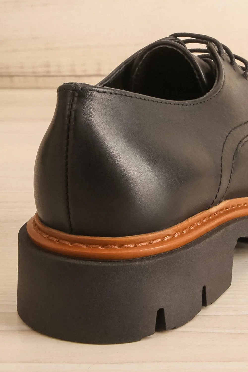 Bikko | Black Loafers