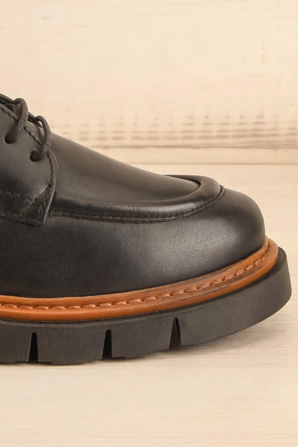 Bikko | Black Loafers