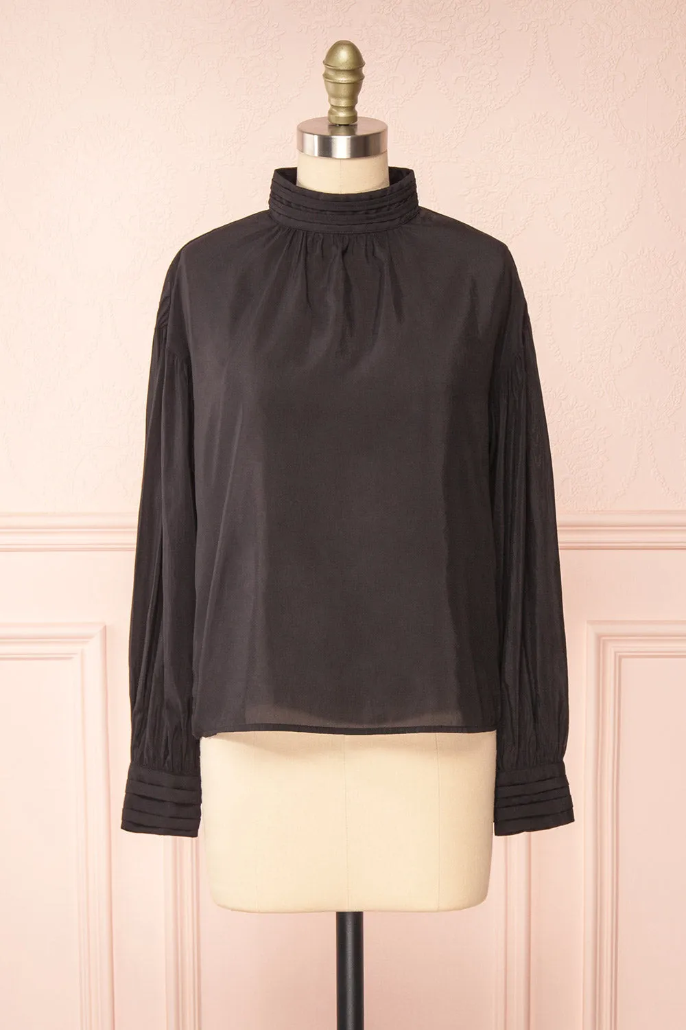Bodil Black | Pleated Collar Blouse