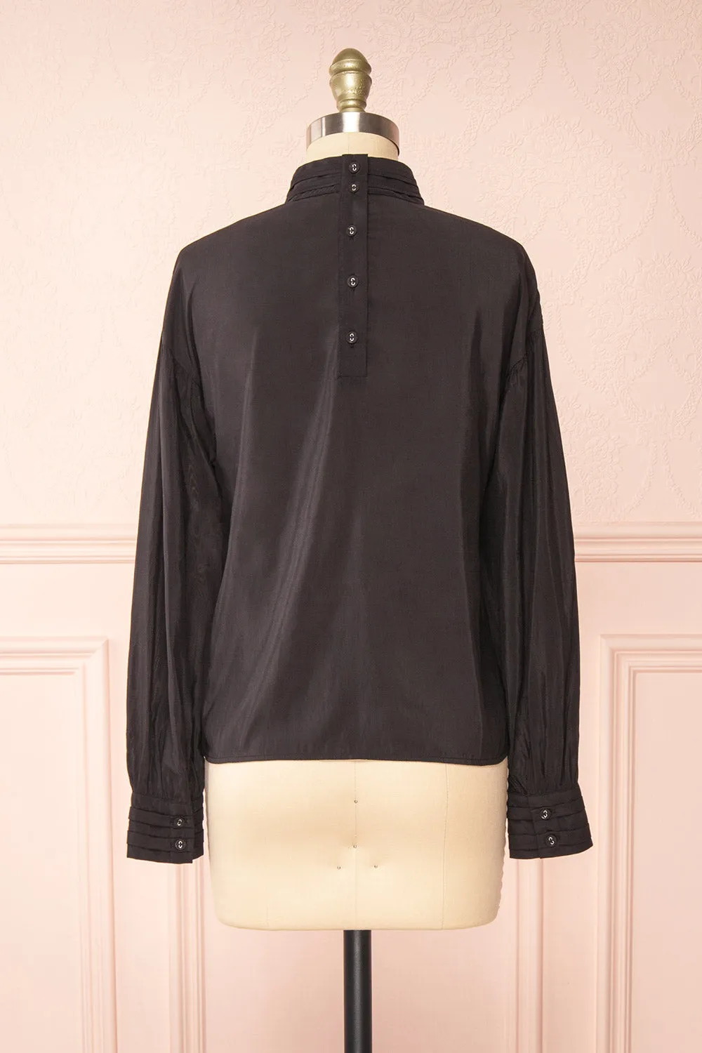 Bodil Black | Pleated Collar Blouse