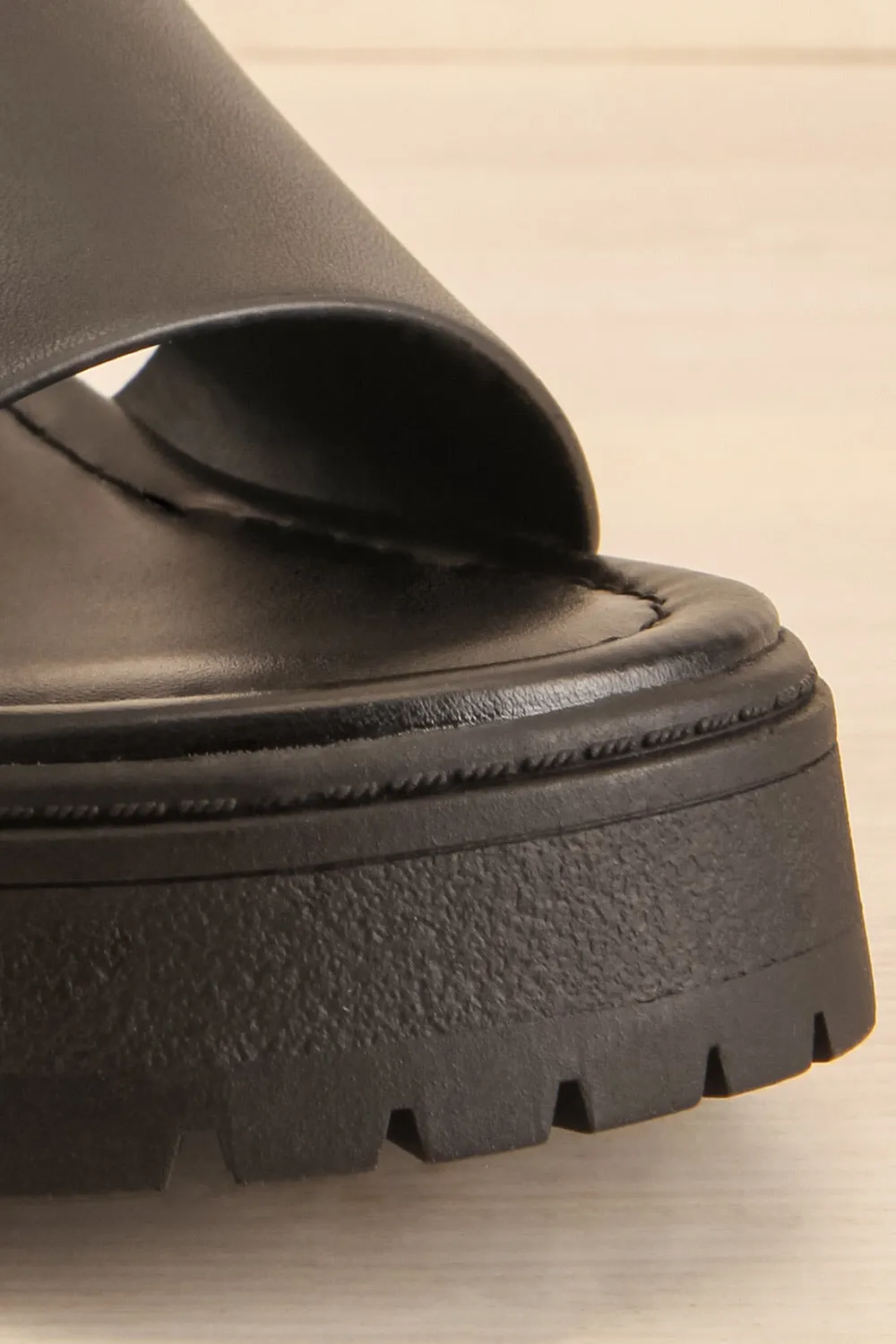 Boomer | Black Platform Heeled Sandals
