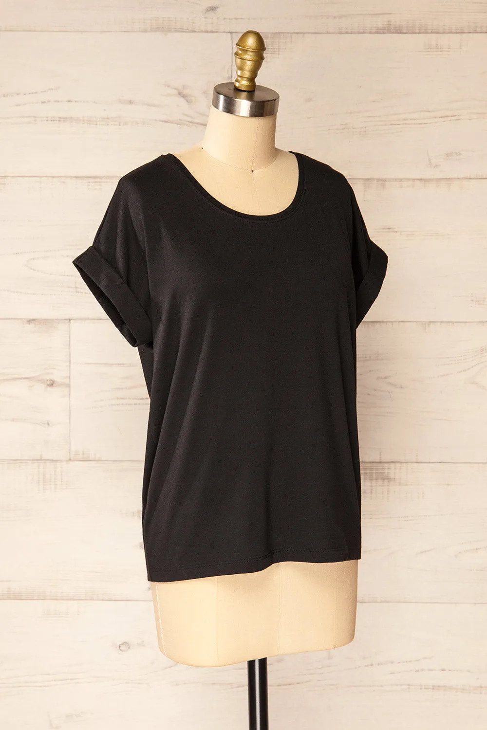 Bossugan Black | Round Neck T-Shirt