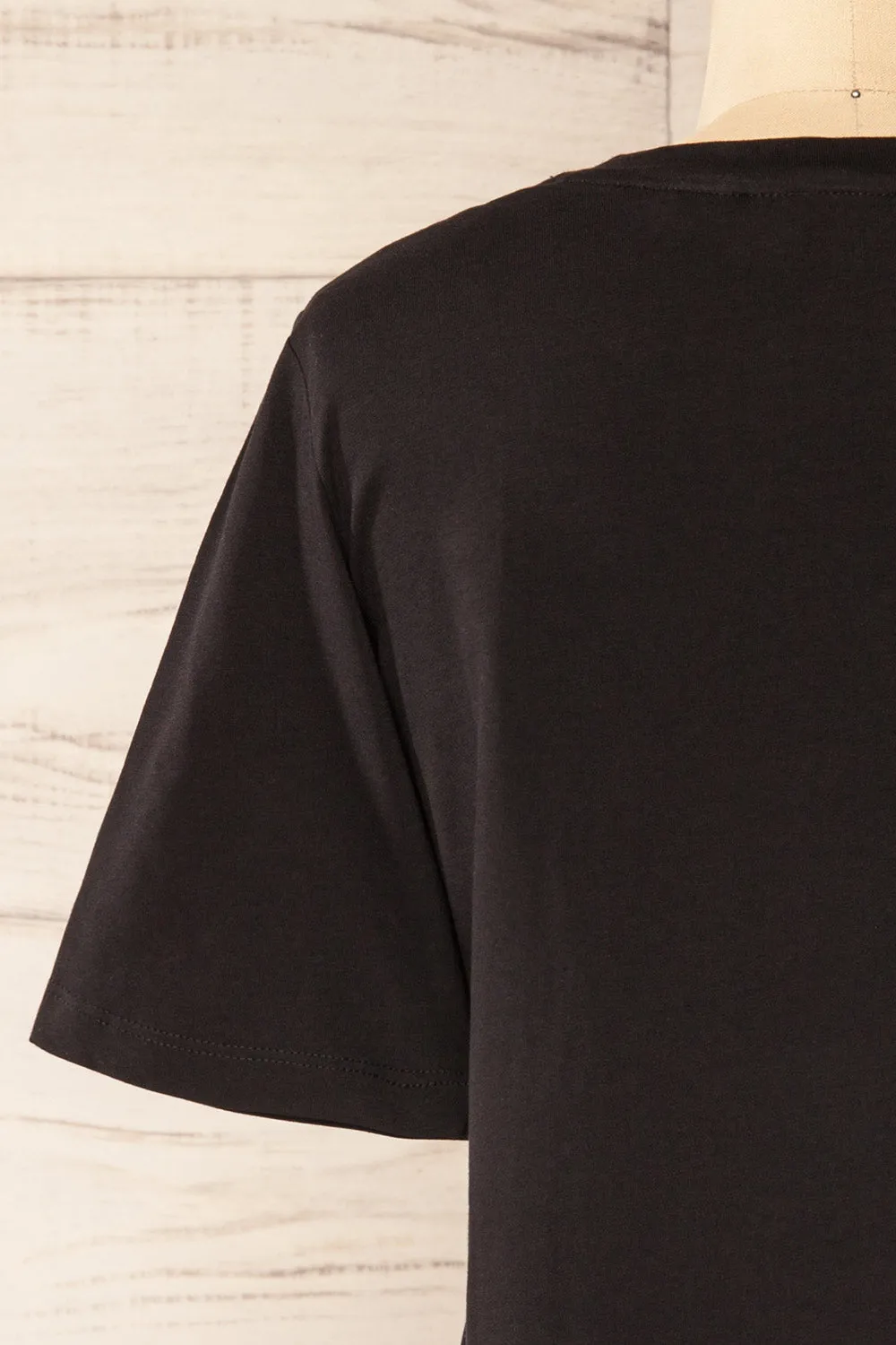 Brossard Black | Round Neck T-Shirt