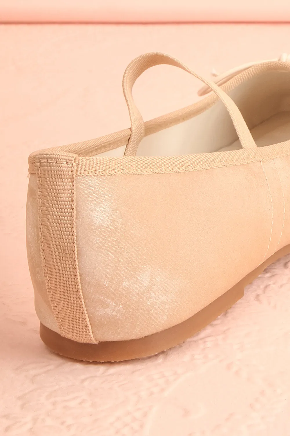 Cascadura Beige | Velvet Ballet Flats