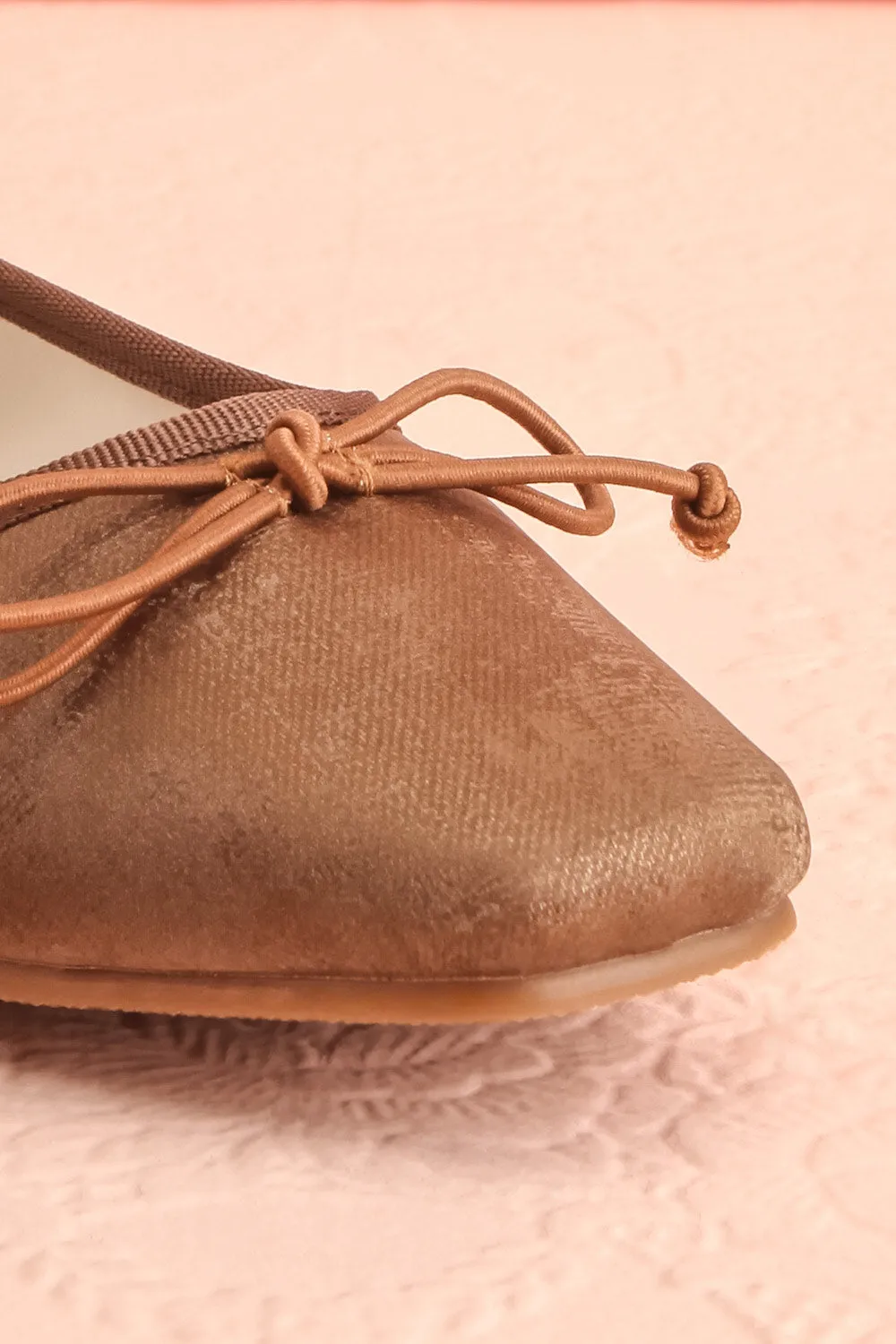 Cascadura Brown | Velvet Ballet Flats