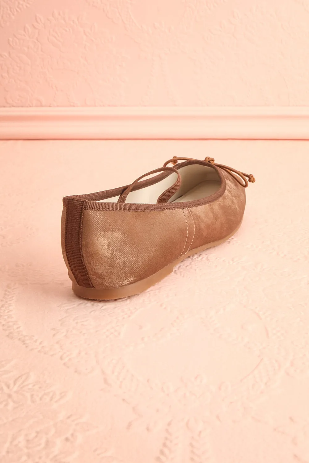 Cascadura Brown | Velvet Ballet Flats