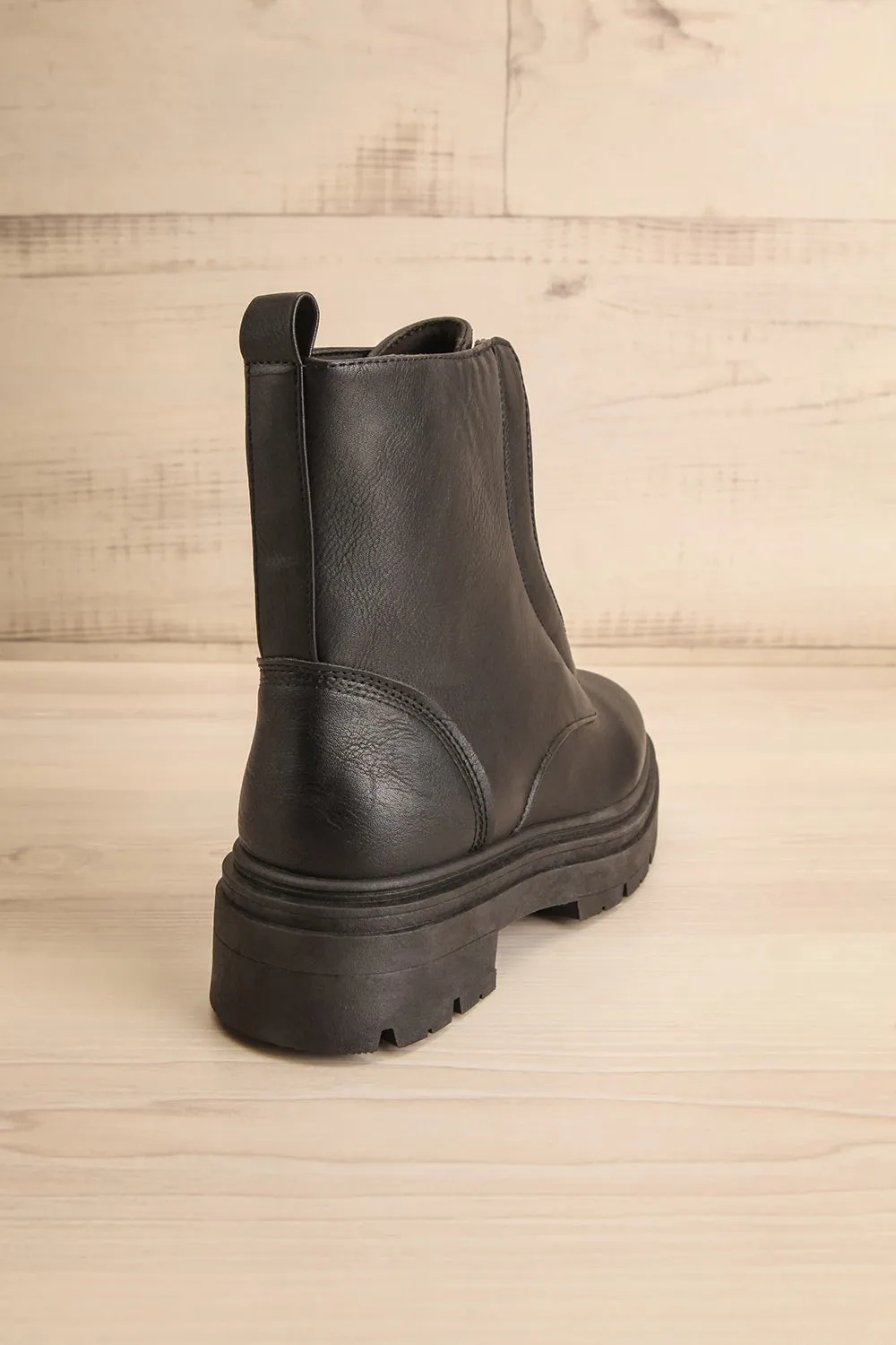 Celeriter Black | Faux-Leather Platform Boots