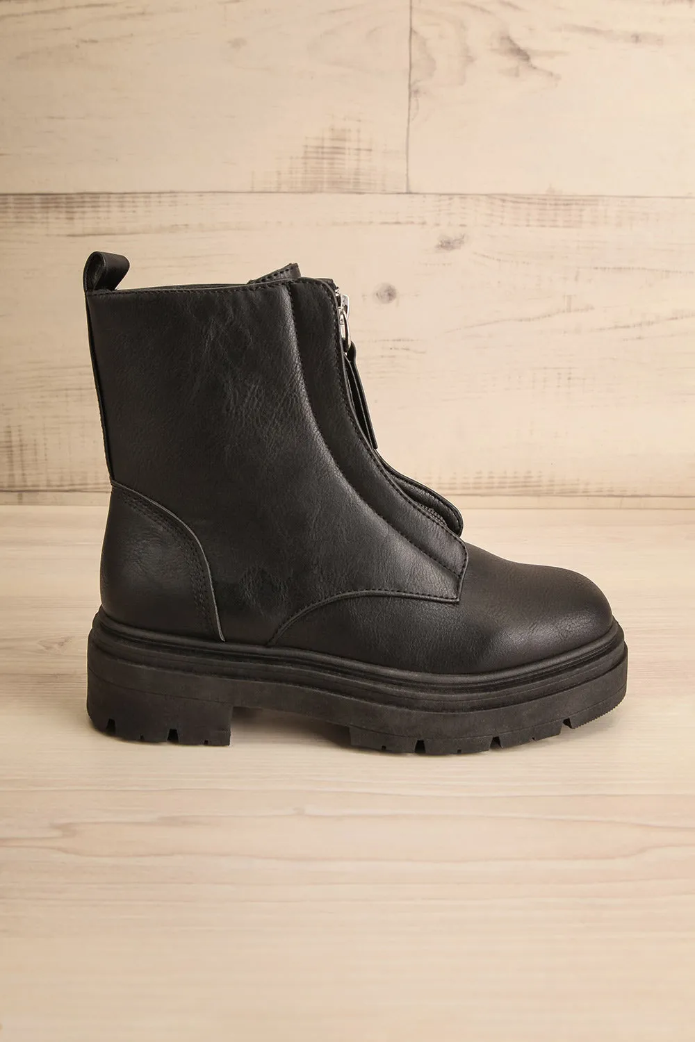 Celeriter Black | Faux-Leather Platform Boots