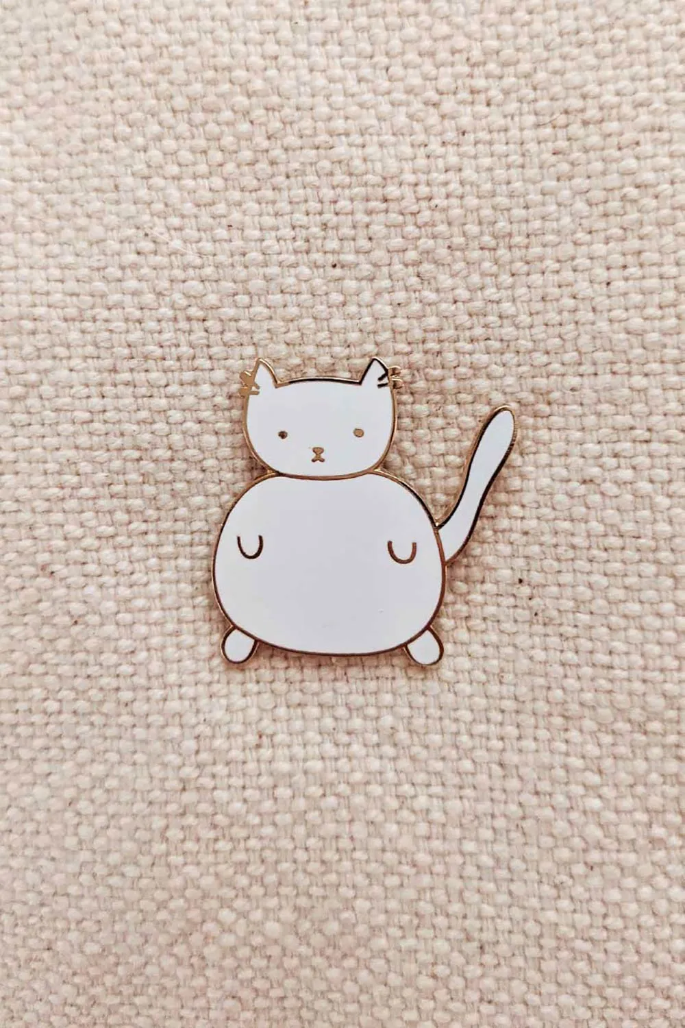 Charlotte | Pin