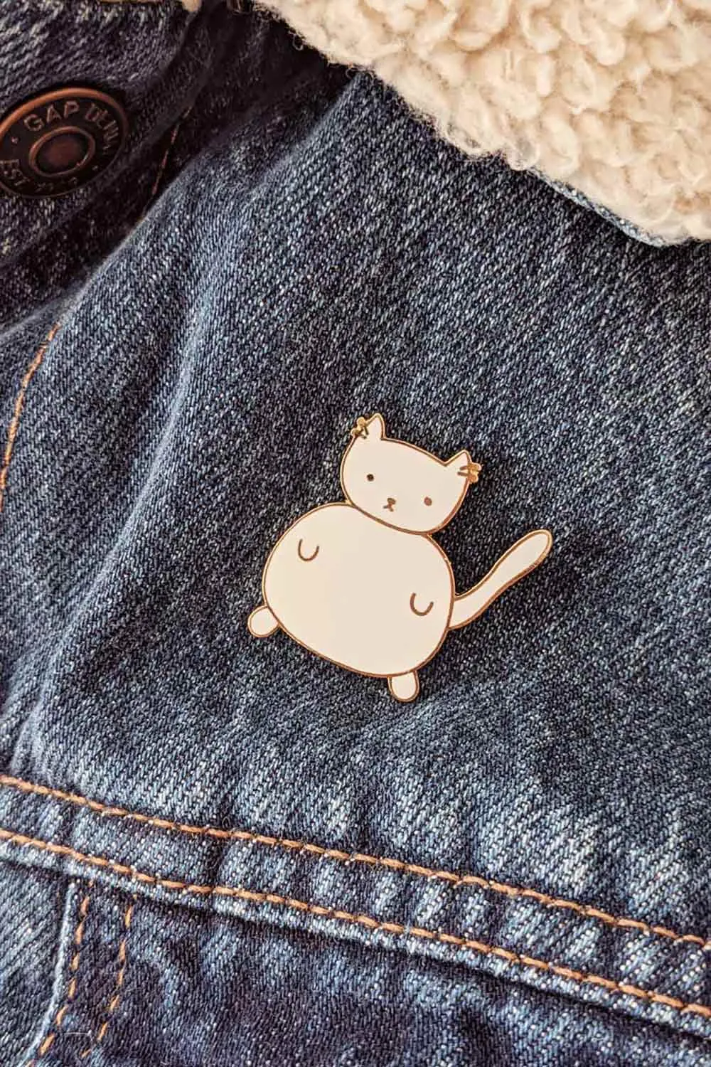 Charlotte | Pin