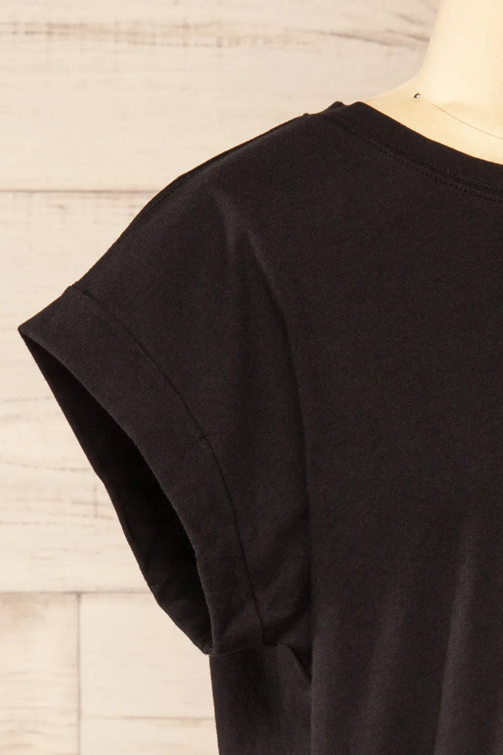Cheddington Black | Cropped T-Shirt