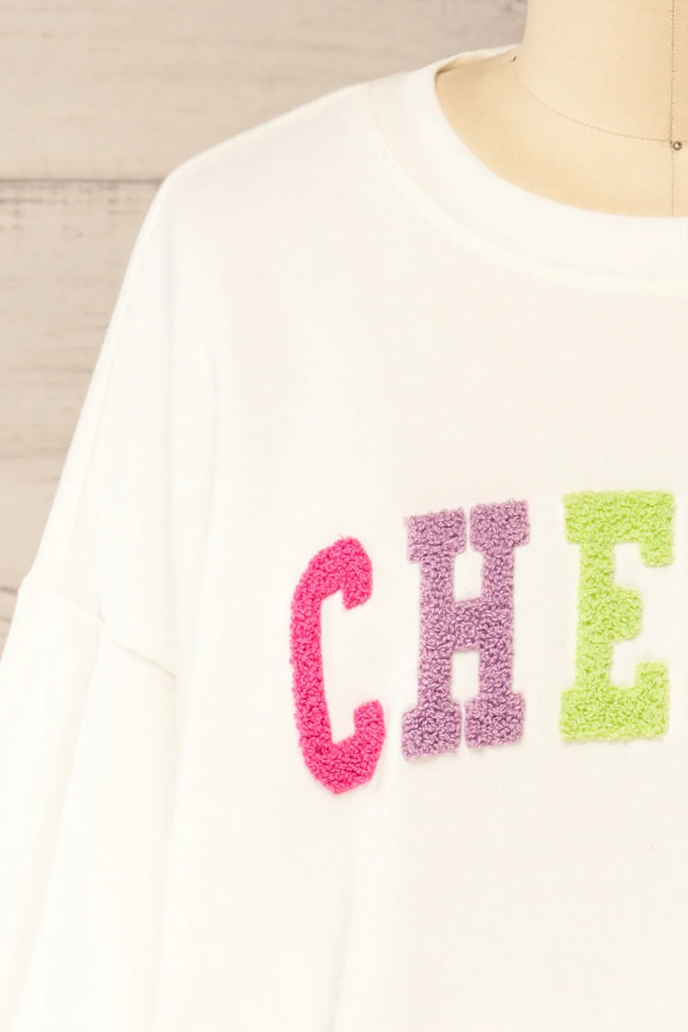 Cheers | Oversized "Cheers" Sweatshirt