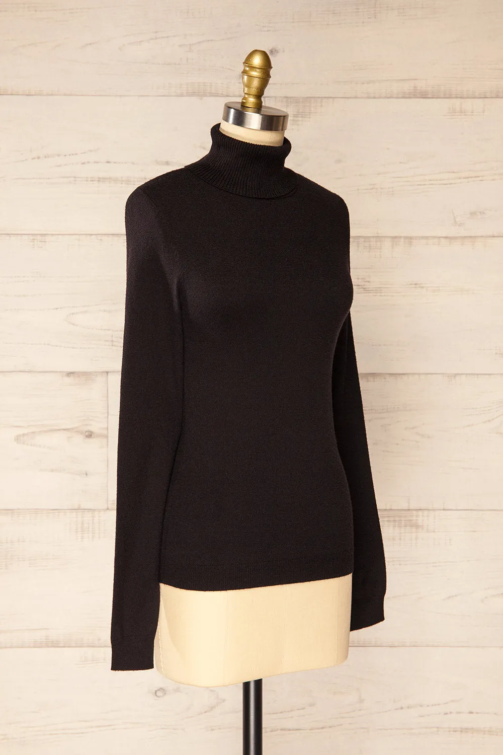 Derby Black | Knit Turtleneck w/ Long Sleeves