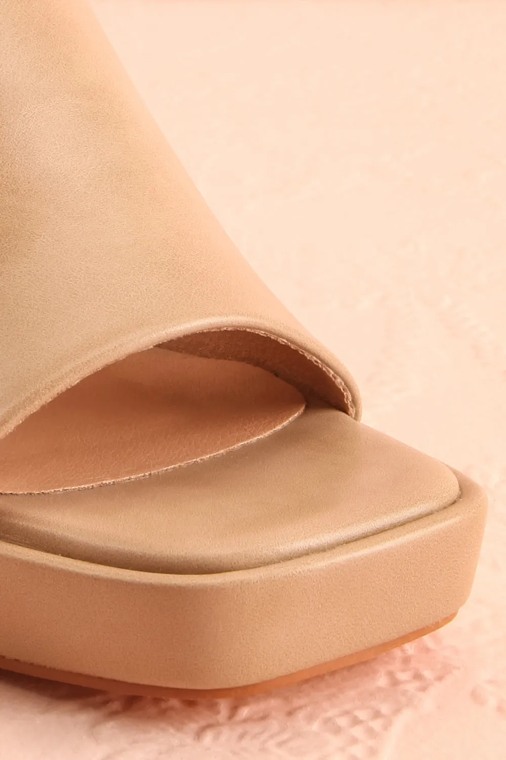 Dorisse Taupe | Heeled Mules