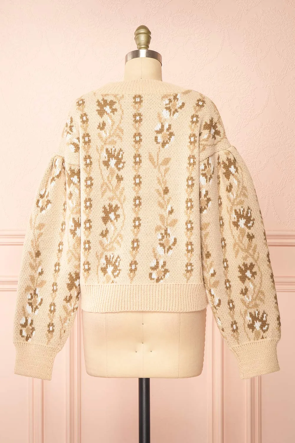 Dushanbe | Knit Sweater w/ Flower Chain Pattern