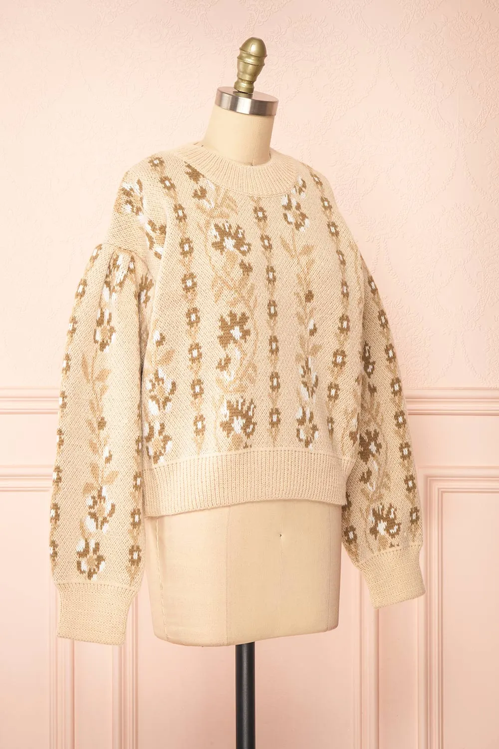 Dushanbe | Knit Sweater w/ Flower Chain Pattern