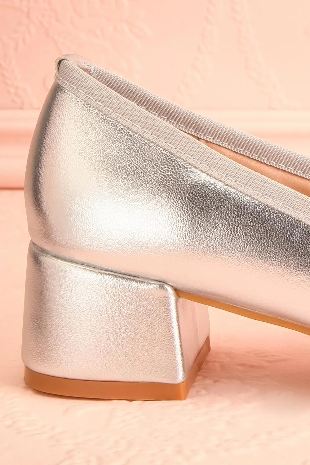 Elyria Silver | Heeled Ballerina Shoes w/ Bow
