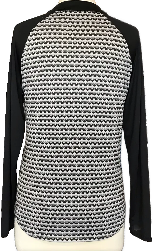 Emerald 18 1/4 Zip Black and White Geometric Print Pullover Size M