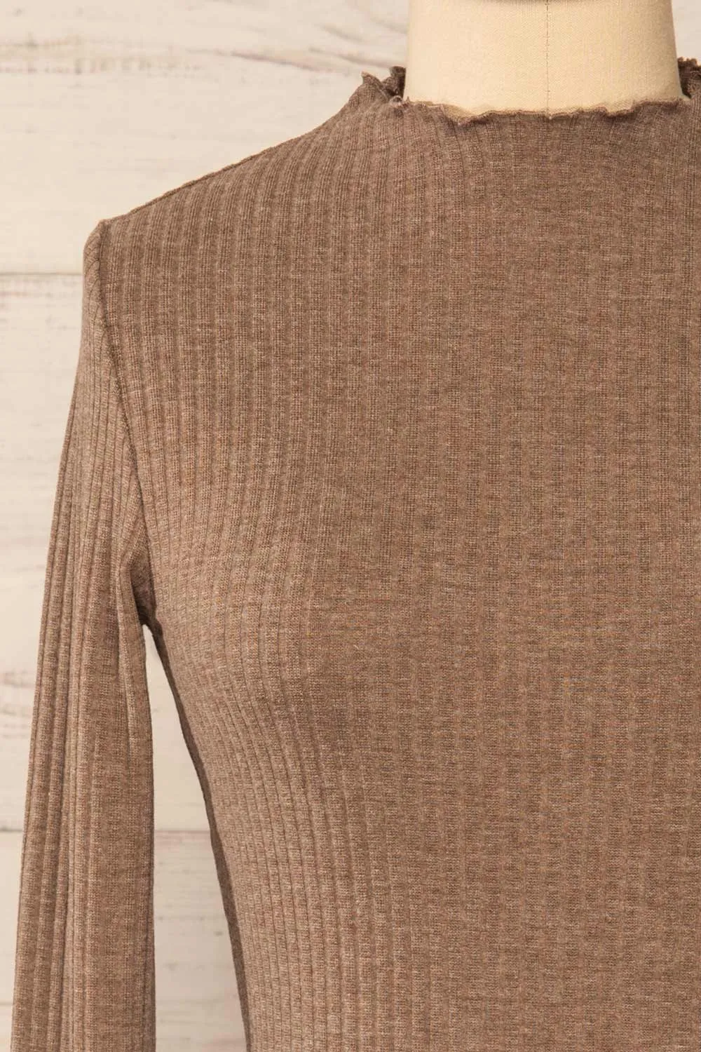 Faaset Taupe | Ribbed Top w/ Stand Collar
