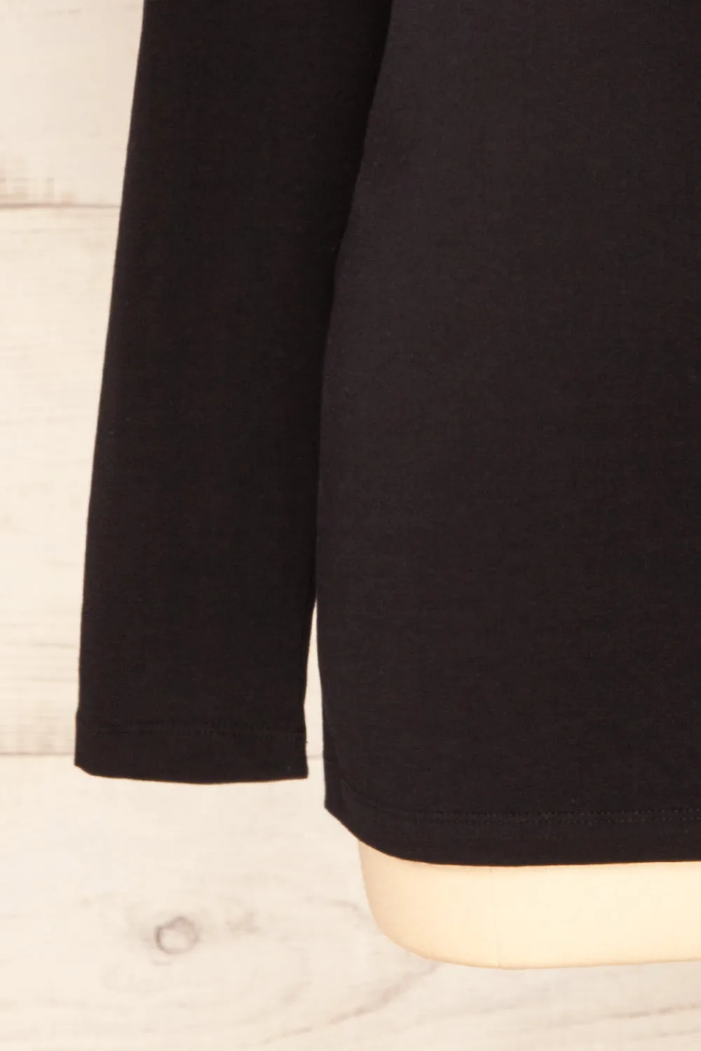 Falejde Black | Long Sleeve Mock Neck Top