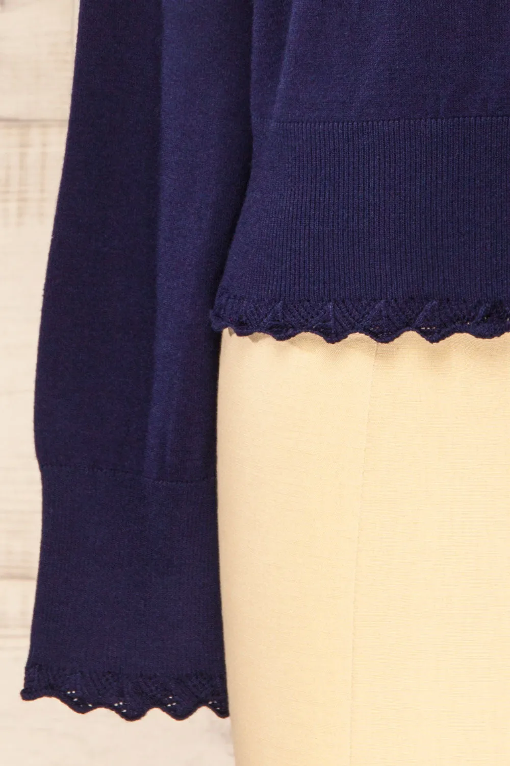 Fortingal | Navy Blue Cardigan w/ Scalloped Hem