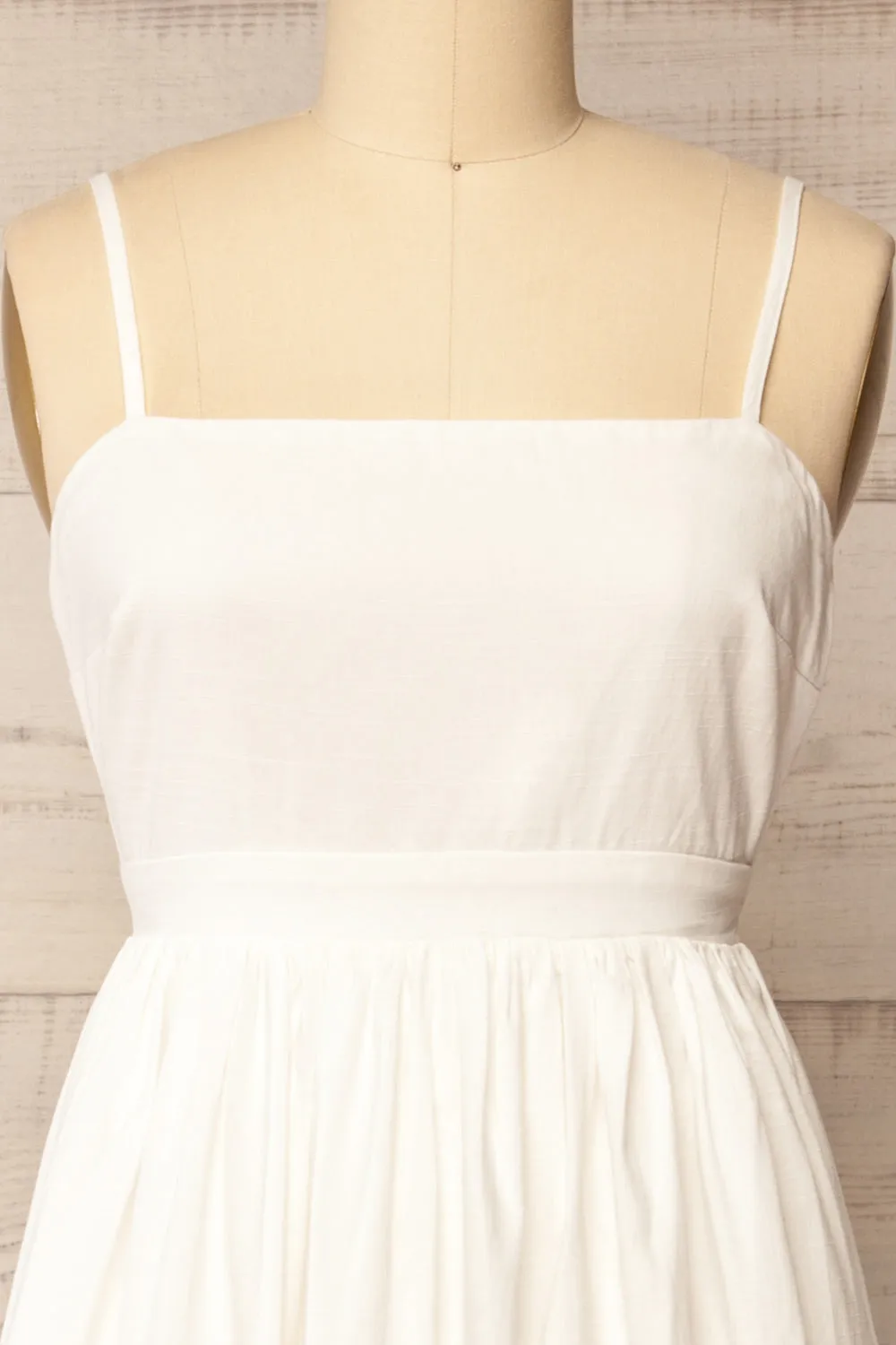 Ghunsa | White Dress w/ Palm Embroideries