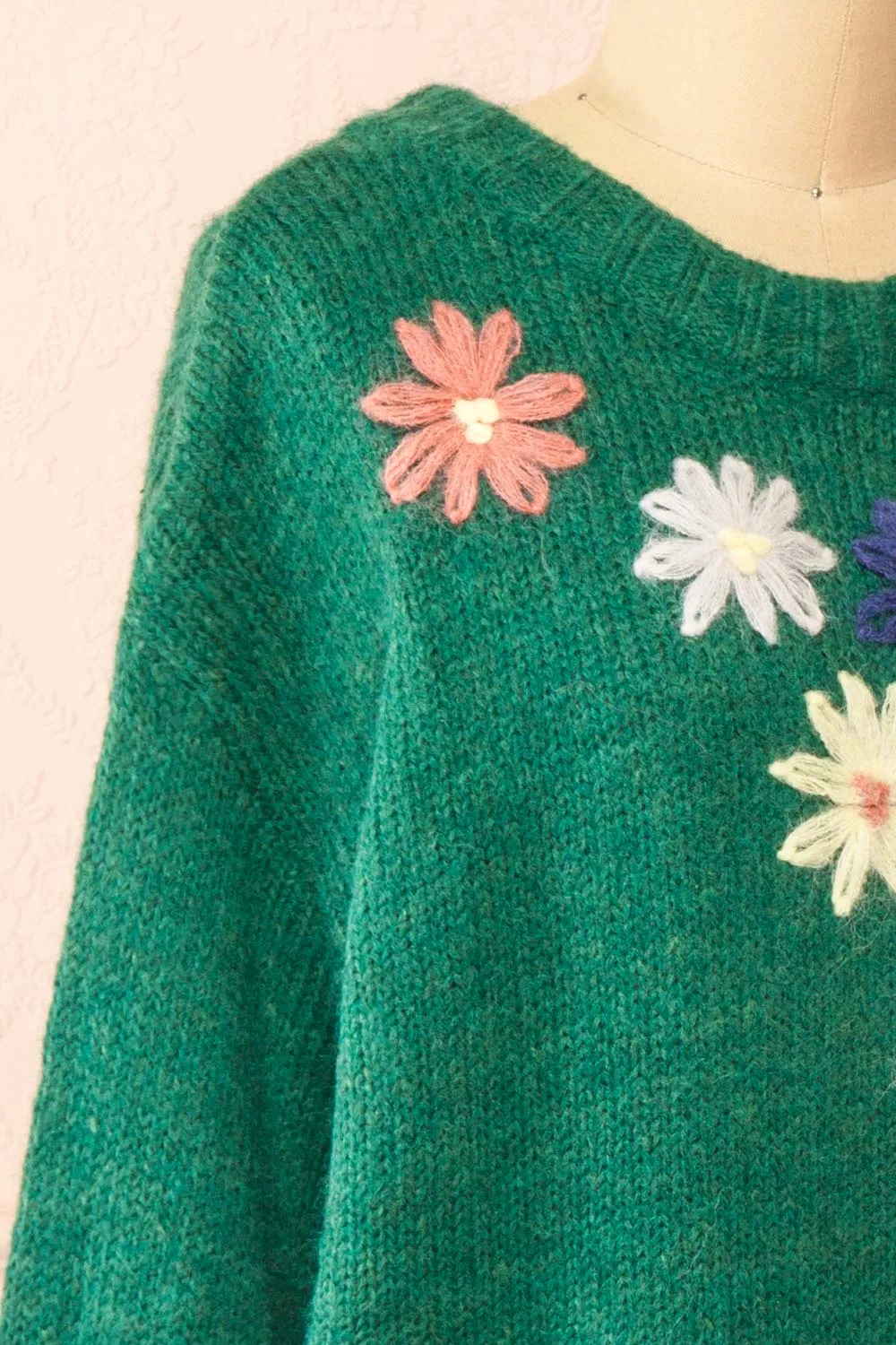 Grozjnat | Green Knit Sweater w/ Floral Embroidery