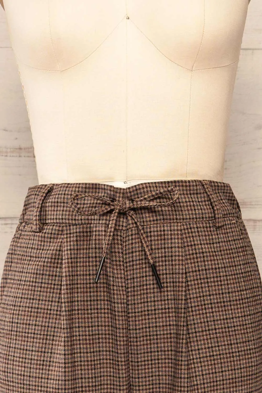 Hamilton Brown | High-Waisted Plaid Pants w/ Drawstring