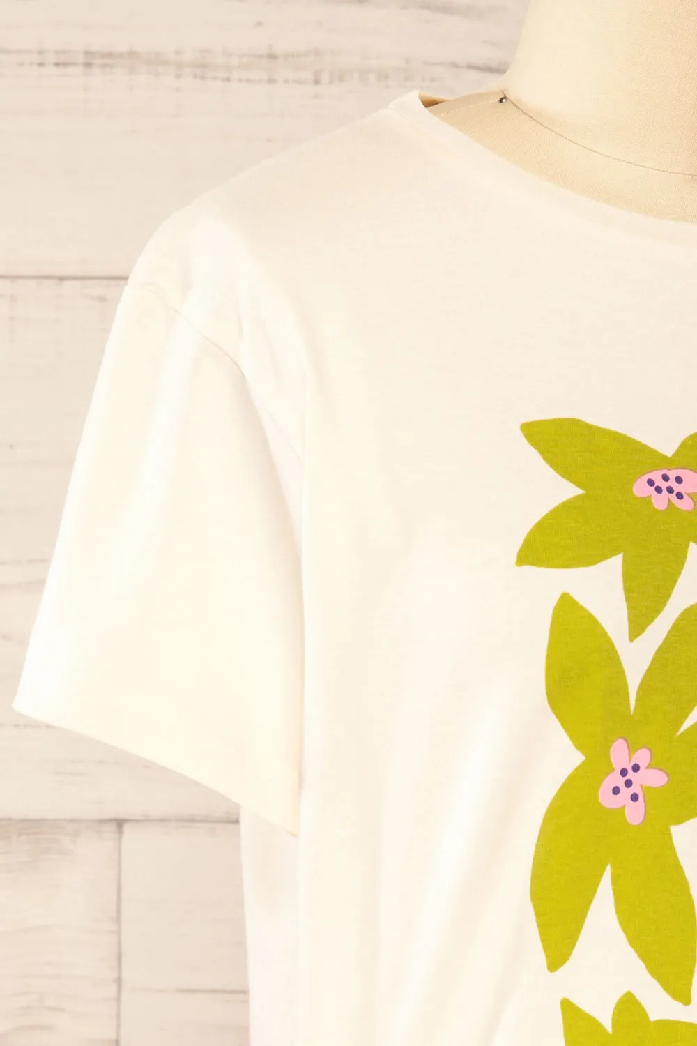 Haworth | Beige T-Shirt w/ Green & Pink Flowers