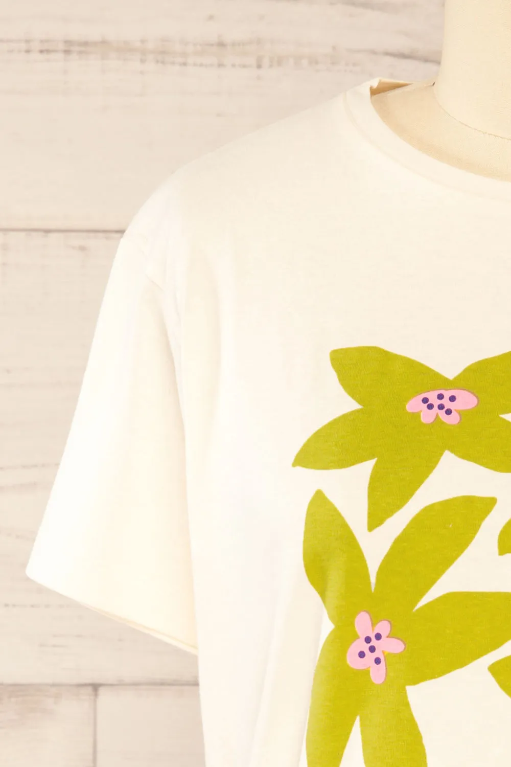 Haworth | Beige T-Shirt w/ Green & Pink Flowers