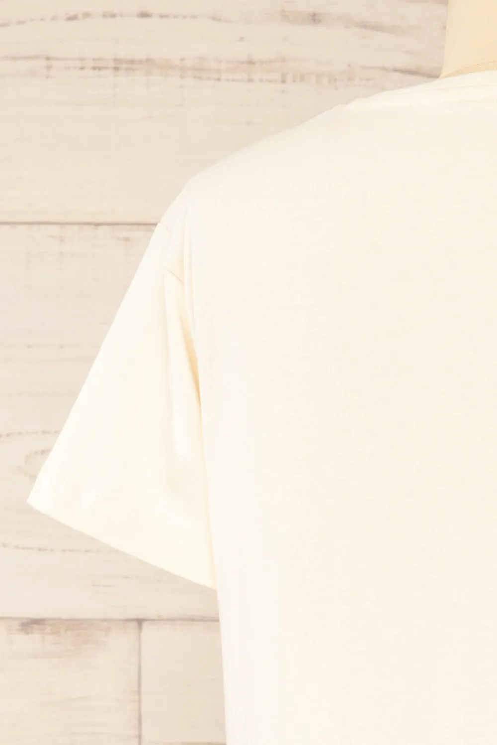 Haworth | Beige T-Shirt w/ Green & Pink Flowers