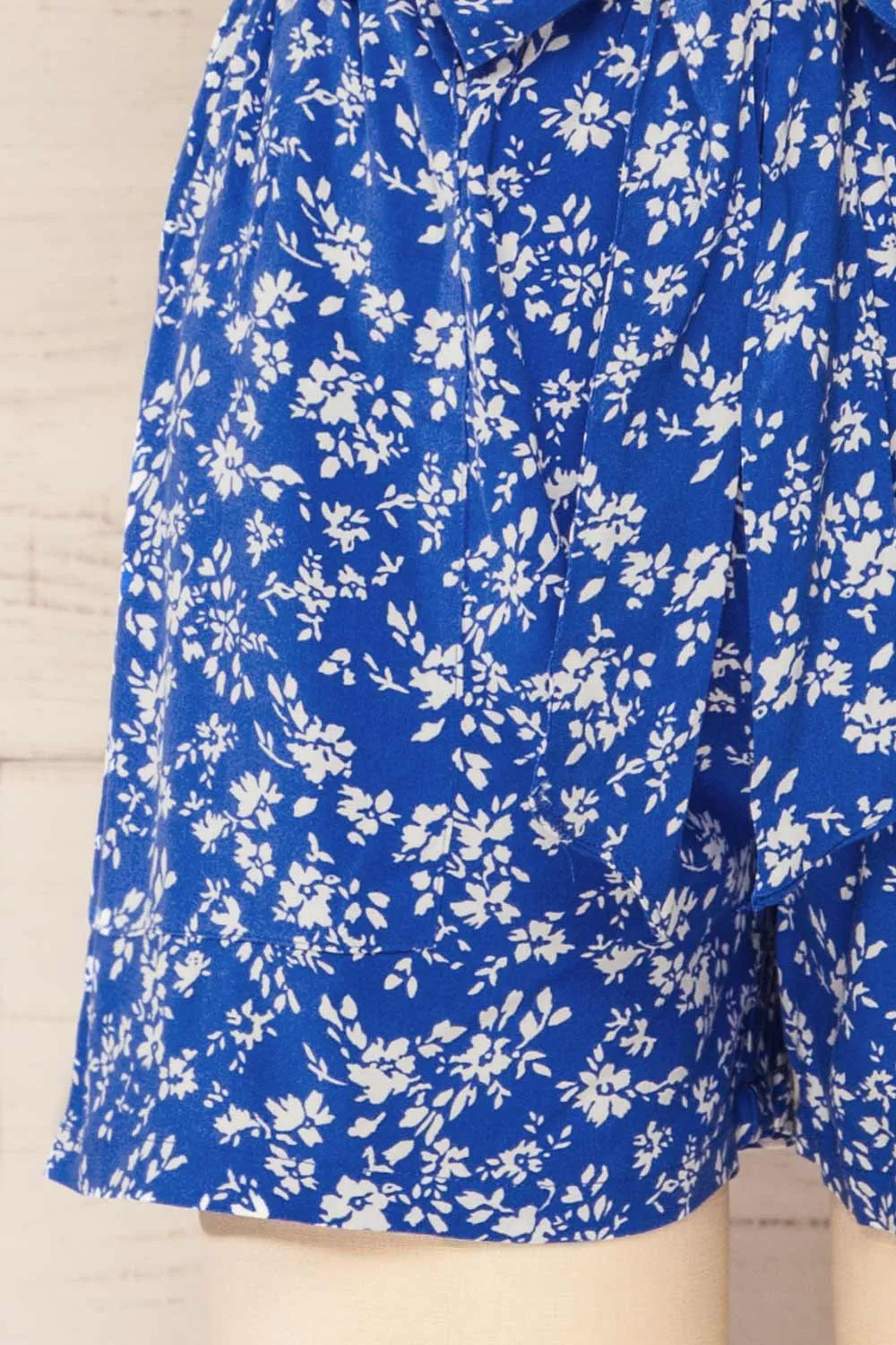 Joey Floral Blue | High-Waist Shorts w/ Belt