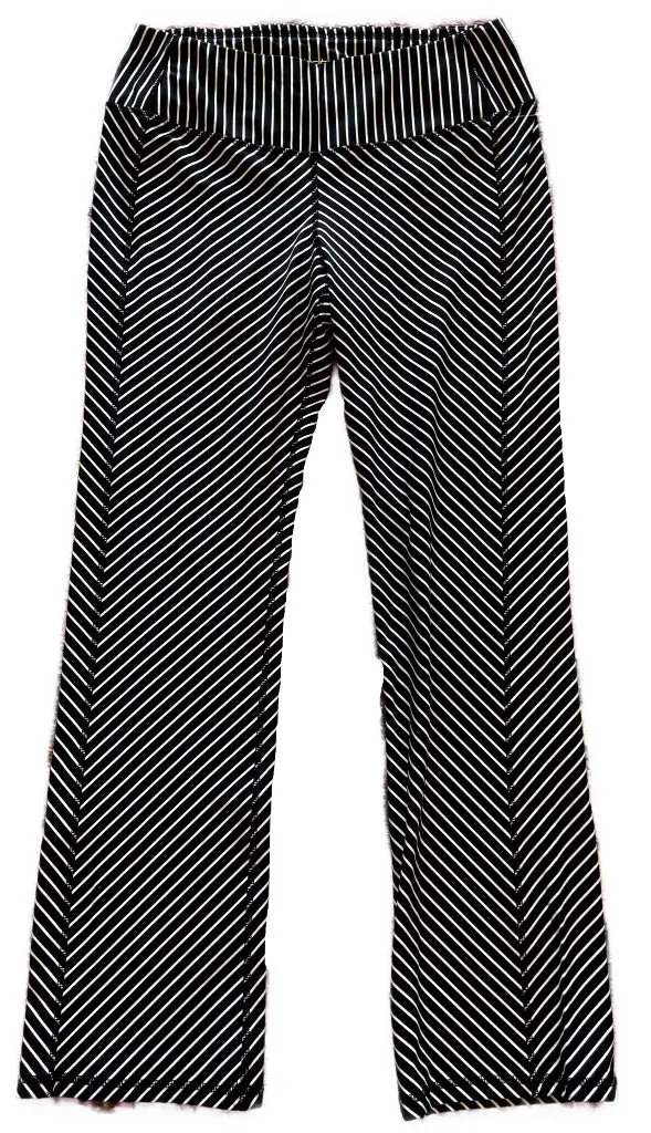 Jofit Stretch Straight Leg Mid-Rise Black & White Angled Stripe Pant Size L