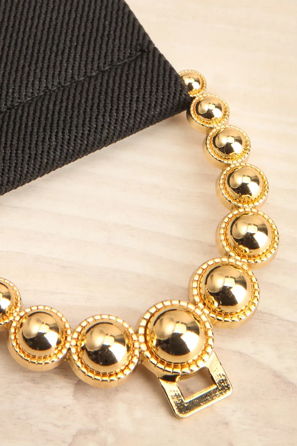 Kalaka | Stretchable Black Belt w/ Textured Buckle