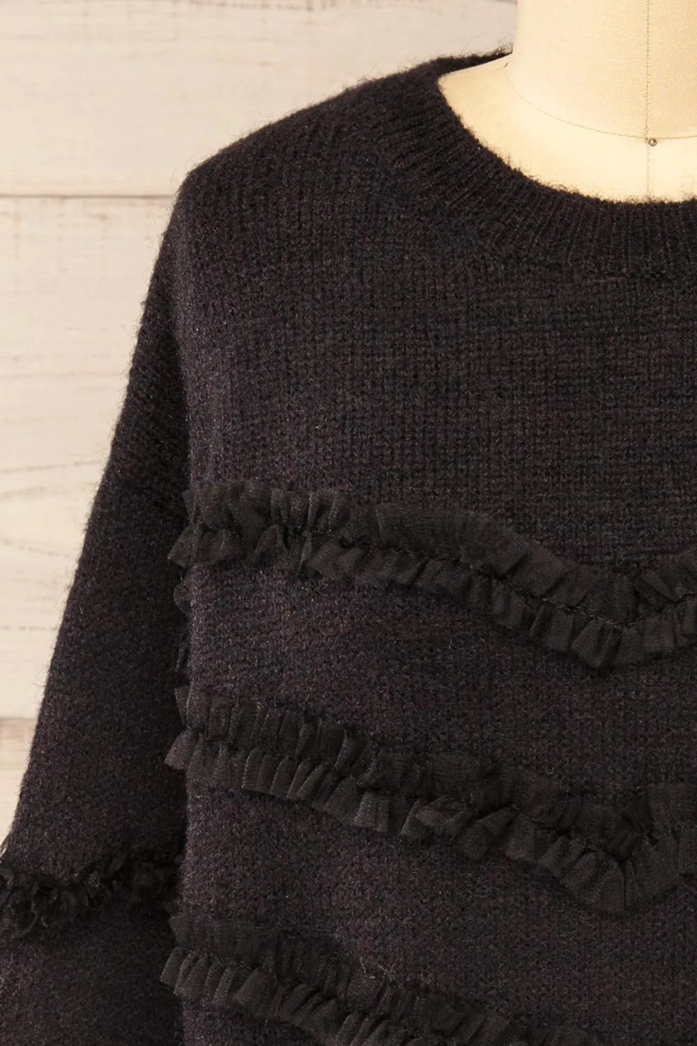 Kemperbad | Black Knit Sweater w/ Ruffles