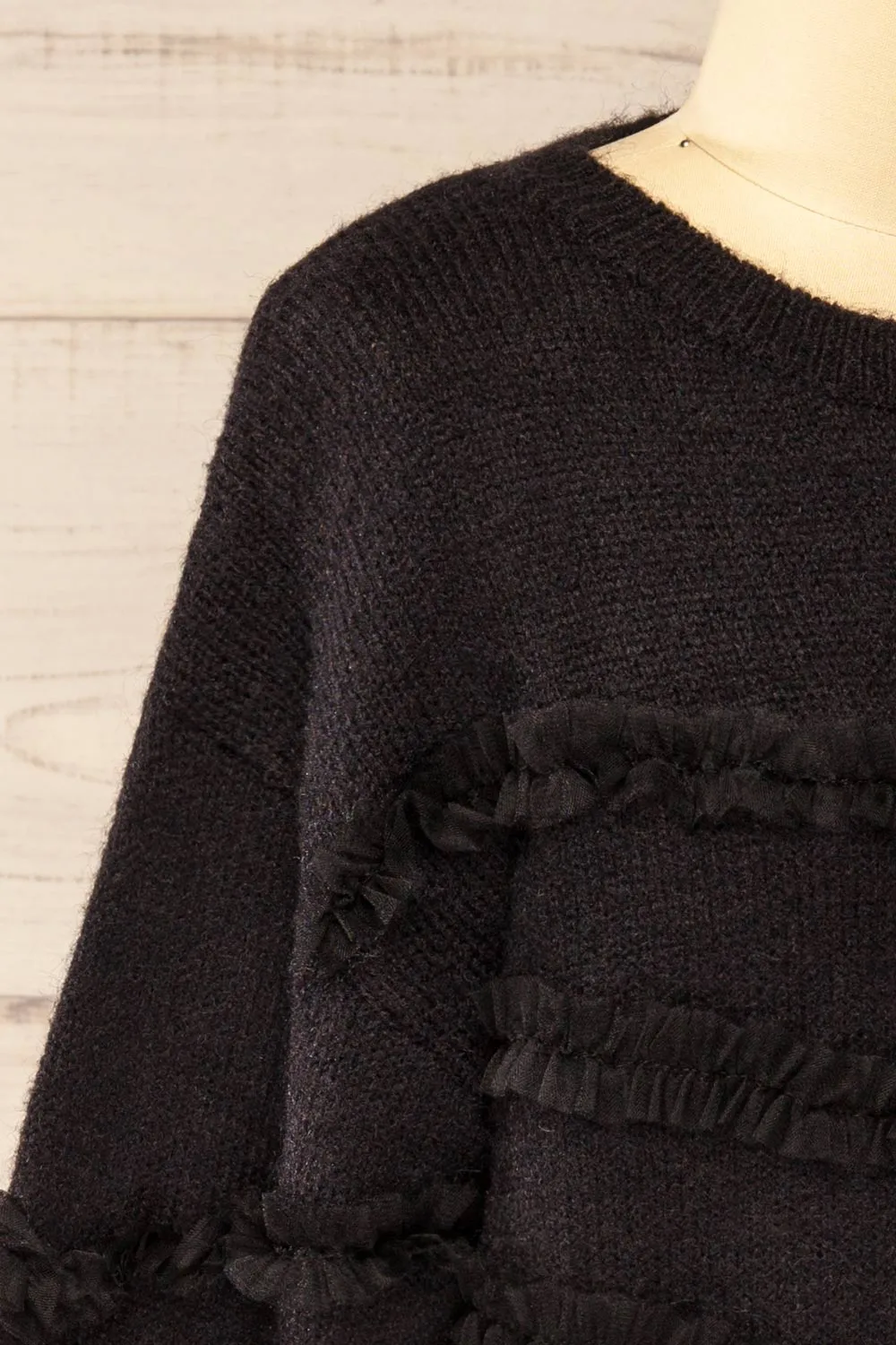 Kemperbad | Black Knit Sweater w/ Ruffles