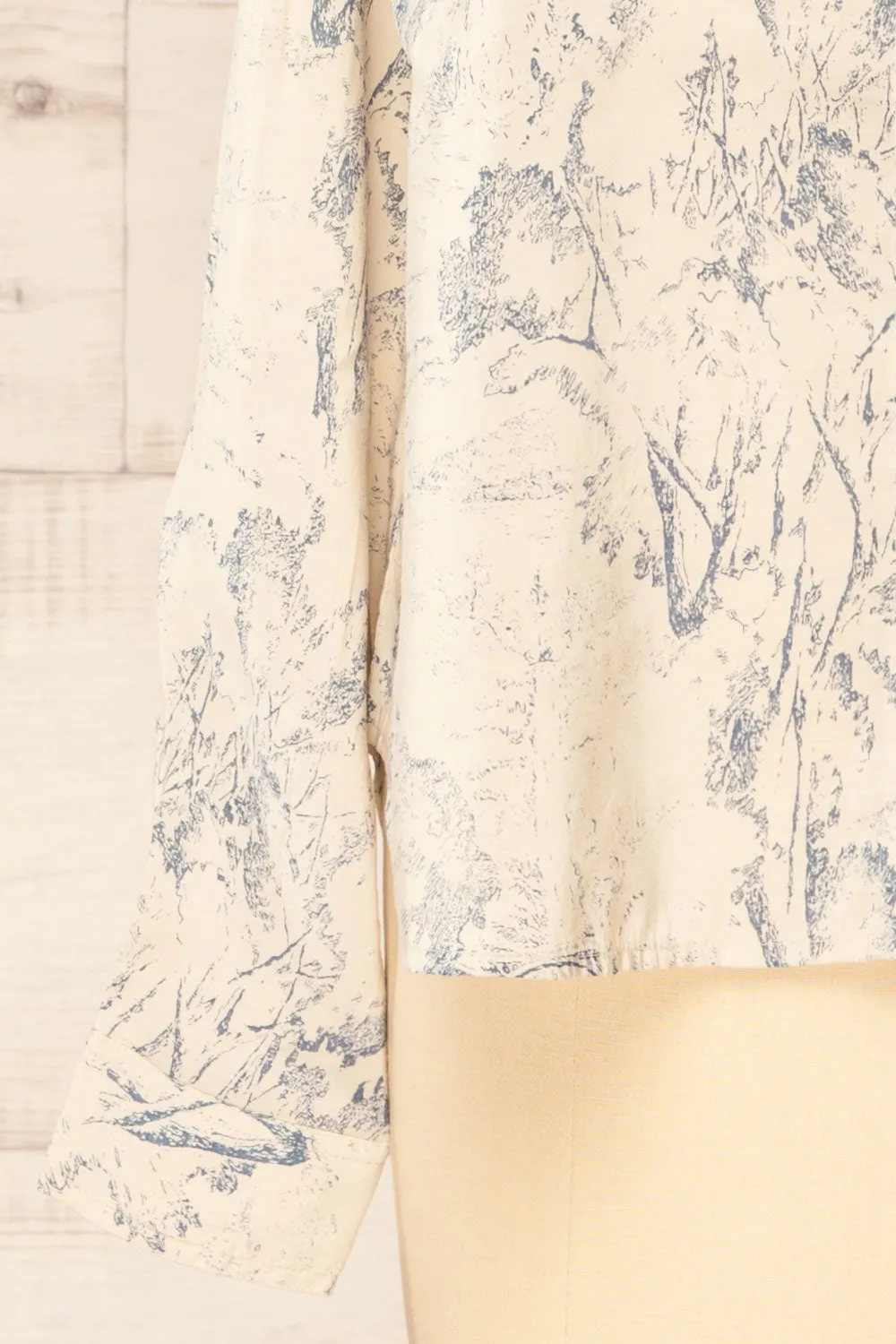 Kythrea | Blouse w/ Blue Vintage Print
