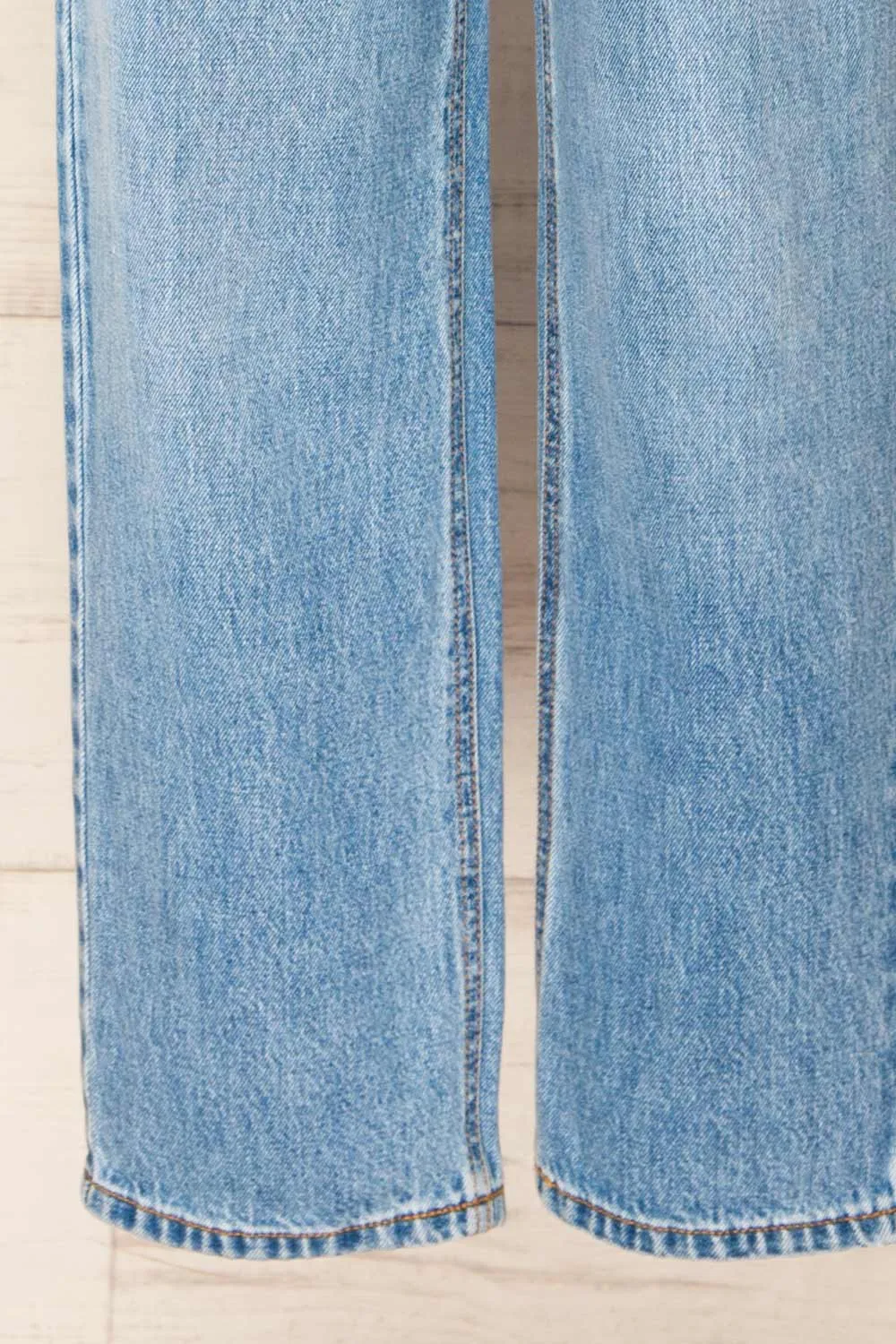 Landruk | High-Waisted Straight Leg Jeans