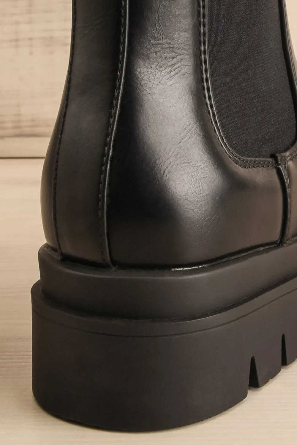 Lommel | Black Rain Boots
