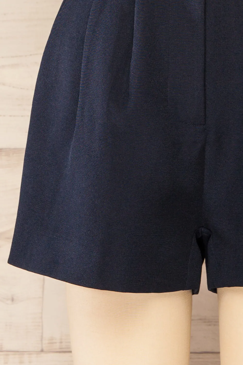 Lonsdale Navy | High-Waisted Shorts w/ Pockets